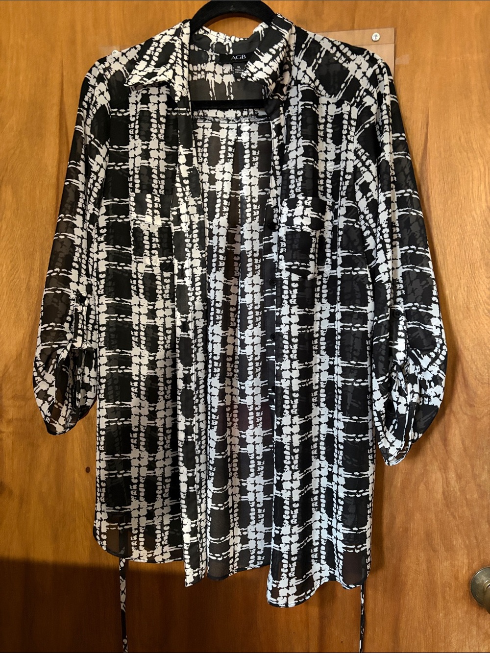 AGB Black and White Patterned Sheer Button-Down Blouse